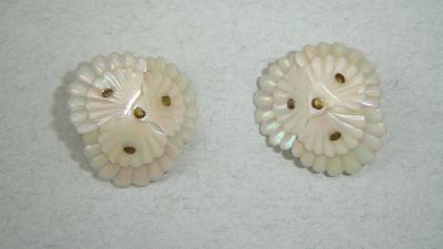 Boucles d'oreille en celluloid des annes 1950